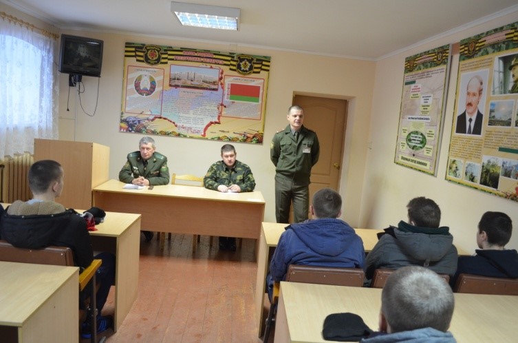 Информационный материал, посвященный Дню защитника Отечества, доводит заместитель Пинского ОГВК п/п-к Герасименко А.Н. 