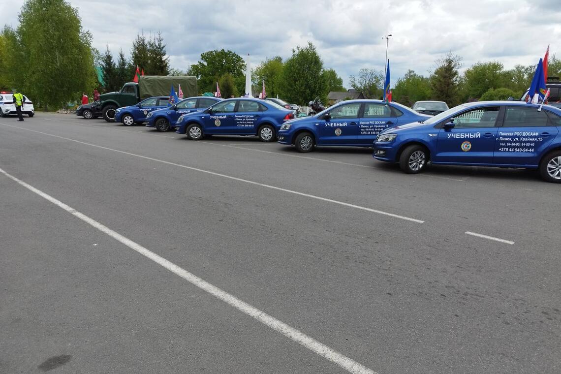 В Пинском районе в День Победы прошел автопробег «Память-2025. Без срока давности»